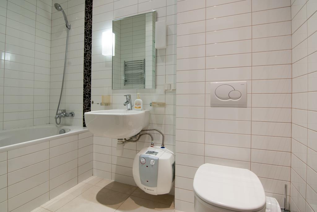 Home Hotel Apartments On Zoloti Vorota Kiev Ngoại thất bức ảnh