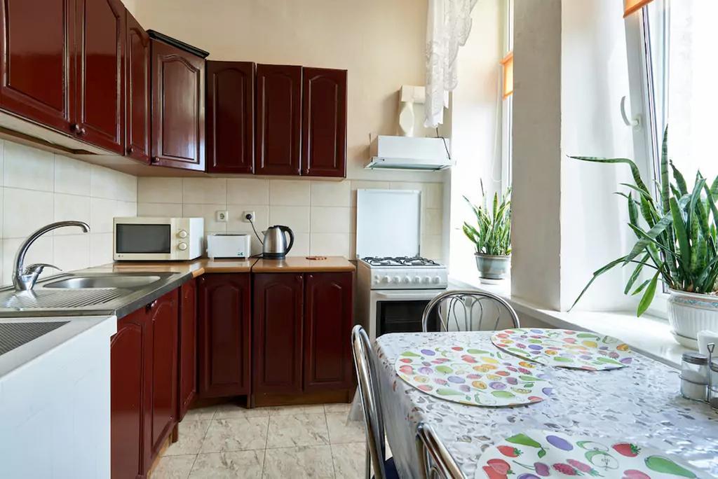 Home Hotel Apartments On Zoloti Vorota Kiev Ngoại thất bức ảnh