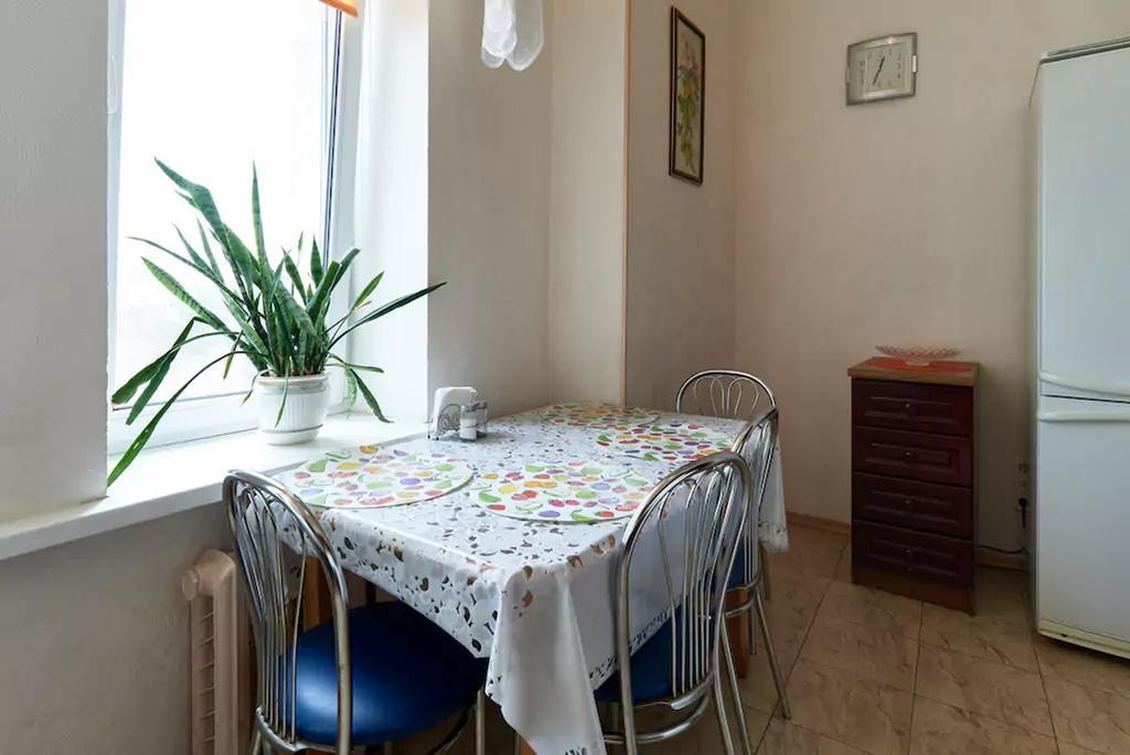 Home Hotel Apartments On Zoloti Vorota Kiev Ngoại thất bức ảnh