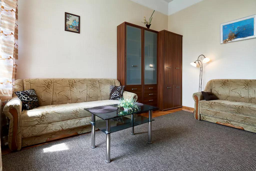 Home Hotel Apartments On Zoloti Vorota Kiev Ngoại thất bức ảnh