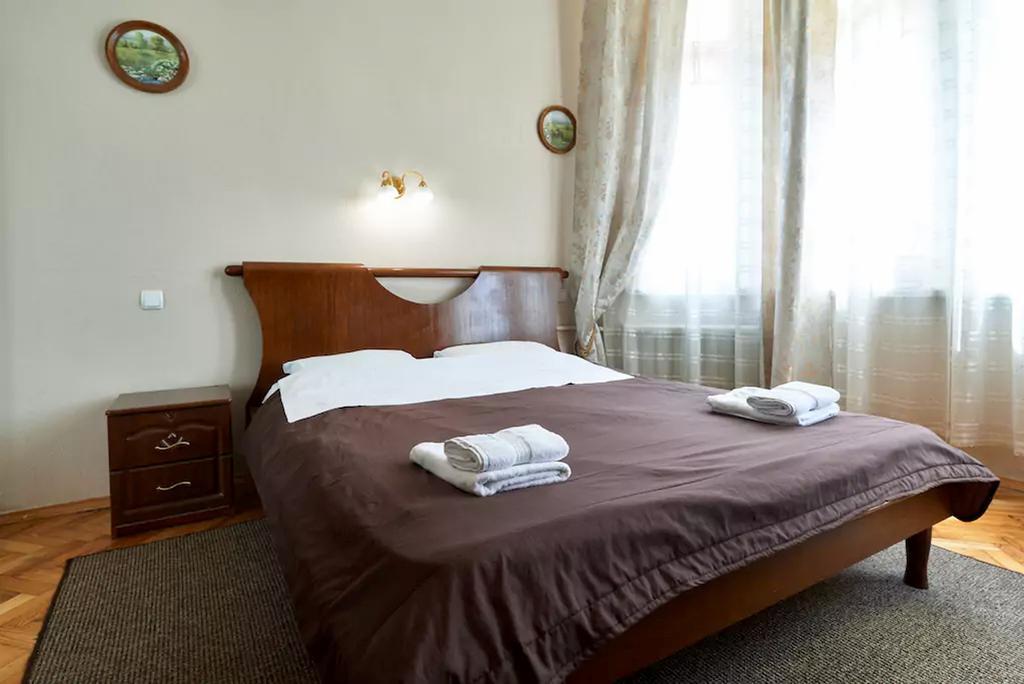 Home Hotel Apartments On Zoloti Vorota Kiev Ngoại thất bức ảnh