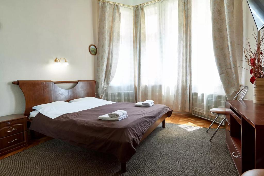 Home Hotel Apartments On Zoloti Vorota Kiev Ngoại thất bức ảnh