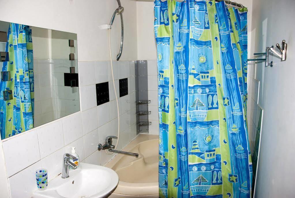 Home Hotel Apartments On Zoloti Vorota Kiev Ngoại thất bức ảnh
