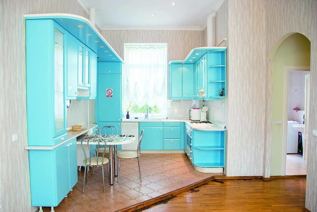 Home Hotel Apartments On Zoloti Vorota Kiev Ngoại thất bức ảnh