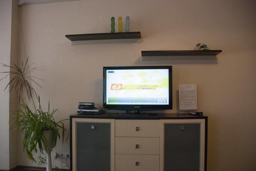 Home Hotel Apartments On Zoloti Vorota Kiev Ngoại thất bức ảnh