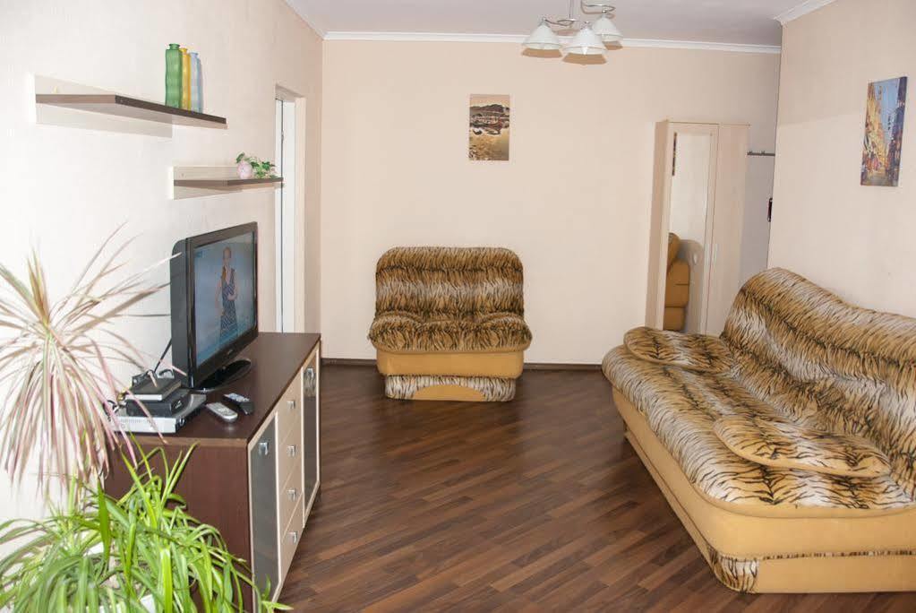 Home Hotel Apartments On Zoloti Vorota Kiev Ngoại thất bức ảnh